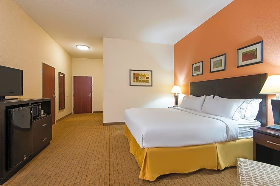 Holiday Inn Express and Suites Lafayette East By IHG