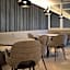 Aparthotel Familiaris - Family Apartments - Pools & Spa in Dolomites