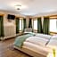 Hotel Alpina