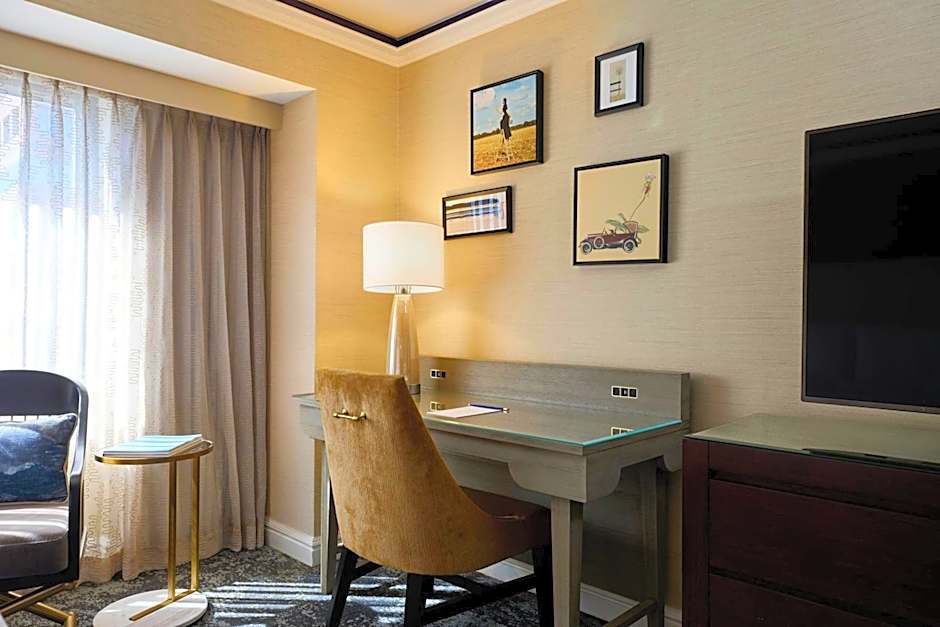 The Henry, Autograph Collection by Marriott