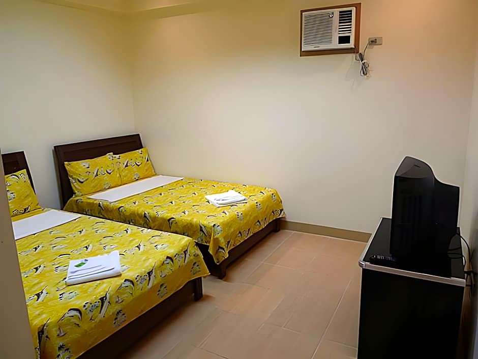 Island Tropic Hotel and Restaurant