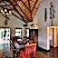 Amakhosi Safari Lodge