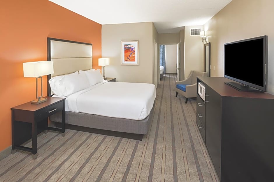 Holiday Inn Express and Suites Atlanta NE - Duluth By IHG