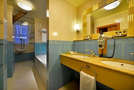 Zvon Design Suites