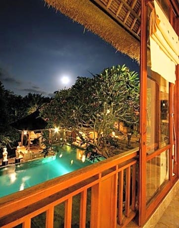 Alam Puri Art Museum - Resort & Spa