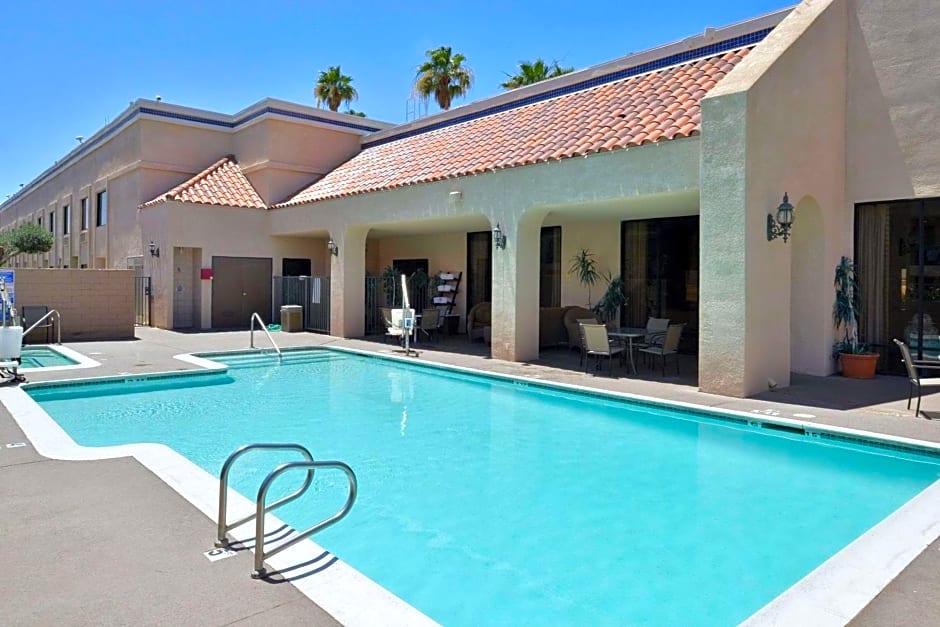 Quality Inn & Suites Indio I-10