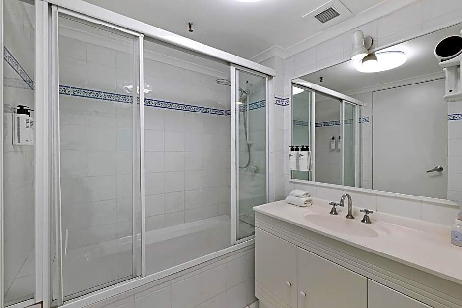 ULTIQA Beach Haven on Broadbeach