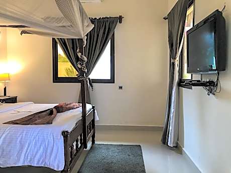 Deluxe Double Room with Side Sea View
