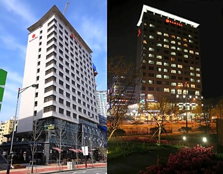 Ramada by Wyndham Dongtan Hotel