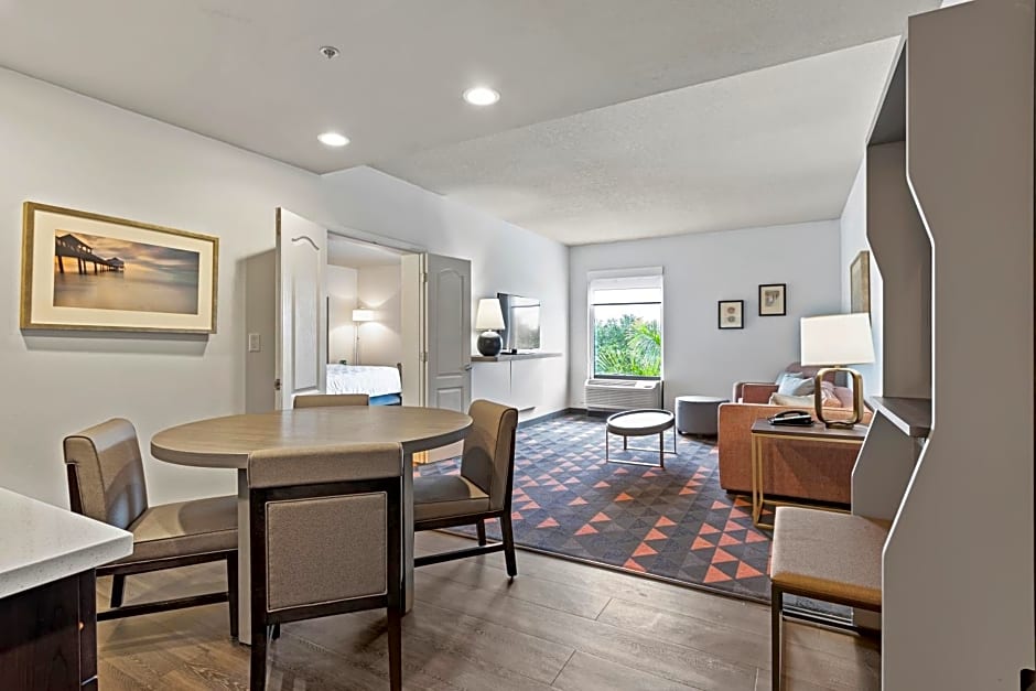 Holiday Inn St. Petersburg West By IHG