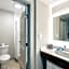 Holiday Inn Express Anaheim West By IHG