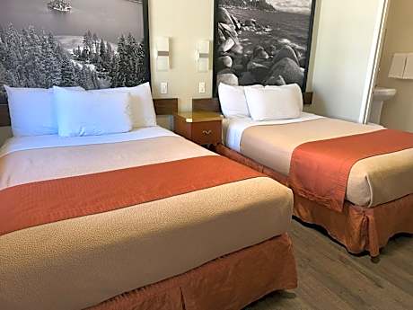 Double Room with Two Double Beds - Non-Smoking