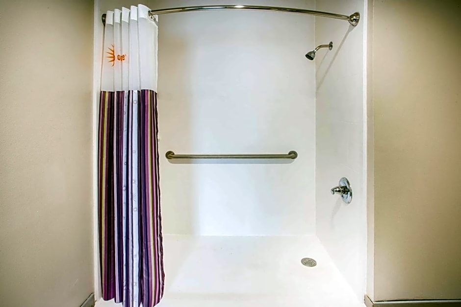 La Quinta by Wyndham Cincinnati NE - Mason