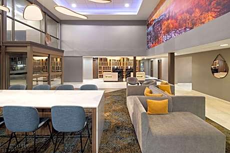 La Quinta Inn & Suites by Wyndham Yakima Downtown