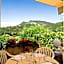 Logis Hotel Restaurant Les Geraniums