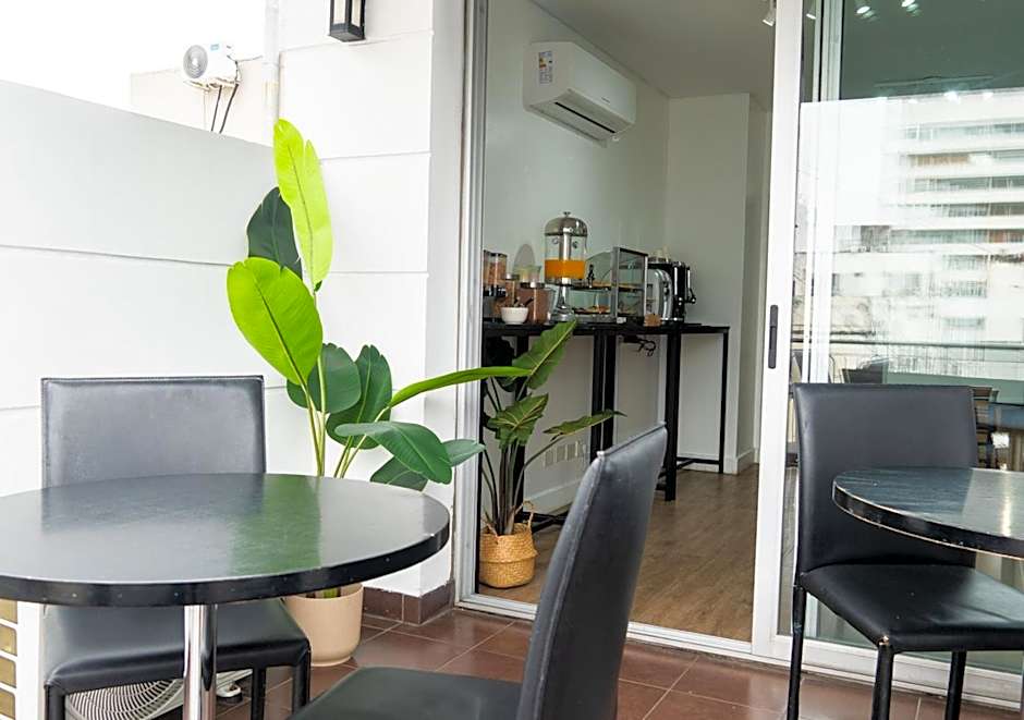 Reco by DOT Suites