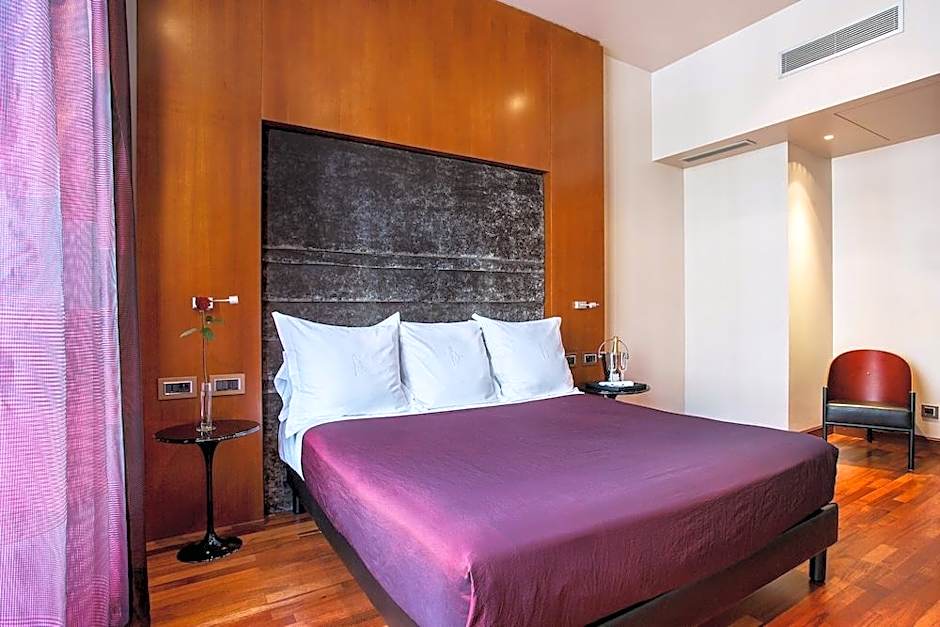 Hotel Banke Opera, Autograph Collection