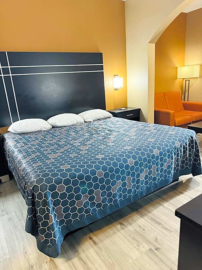 Executive Inn & Suites
