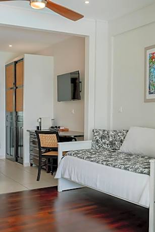 Superior Triple Room with Sea View