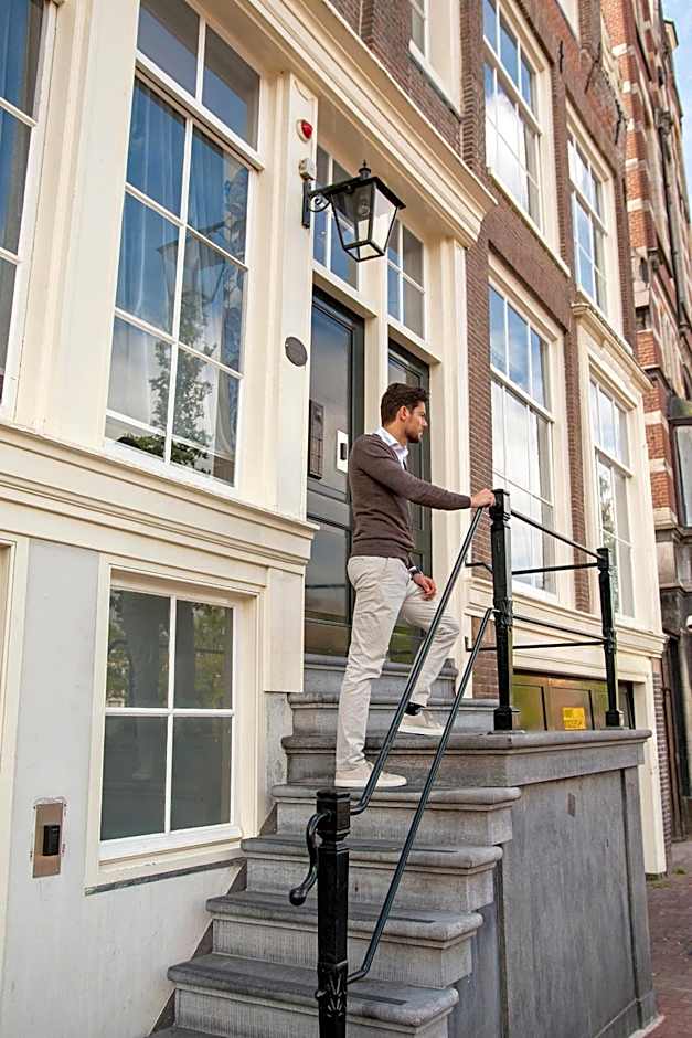 Eden Studios and Apartments