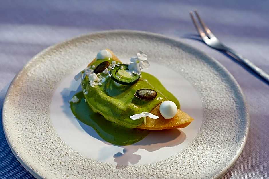 Can Simoneta - Adults Only