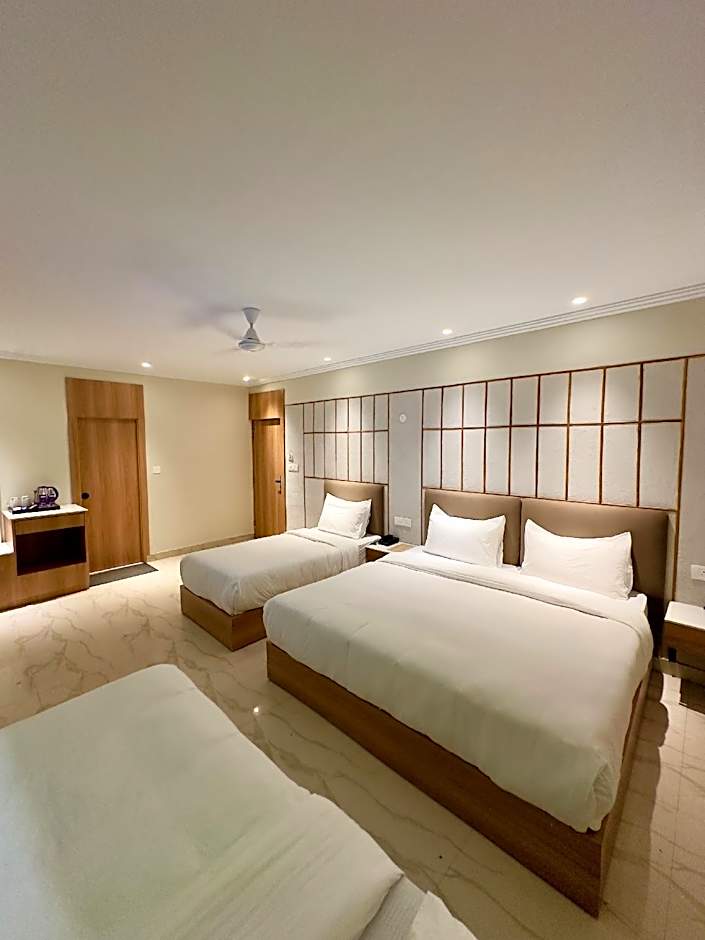 Hotel Himalaya Haridwar @ Har Ki Pauri Road