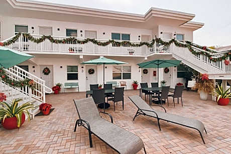 Southwinds Inn by The Gold Nests