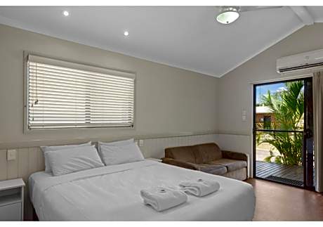 Superior 1 Bedroom Cabin