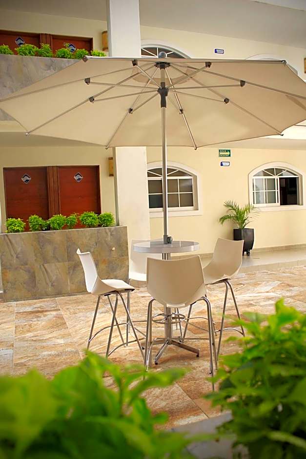 Hotel River Poliforum