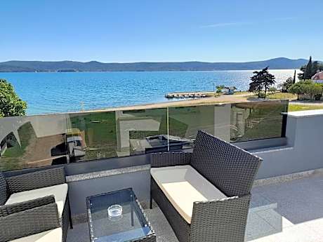 Apartman prvi red do mora