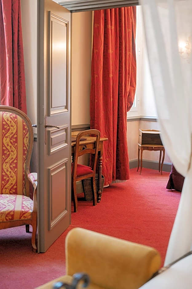 Château des Comtes de Challes