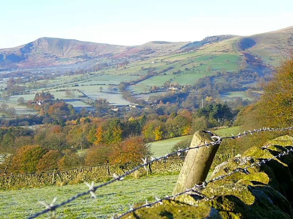 Peak District Shepherds Hut