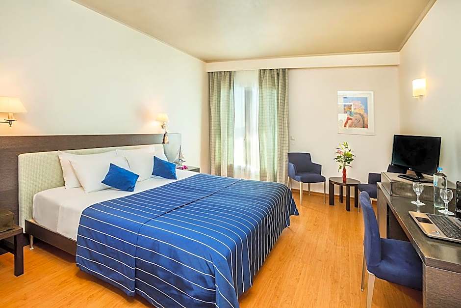 Photo 1 of 3 of Superior 1 Double Bed or 2 Beds, Mountain View