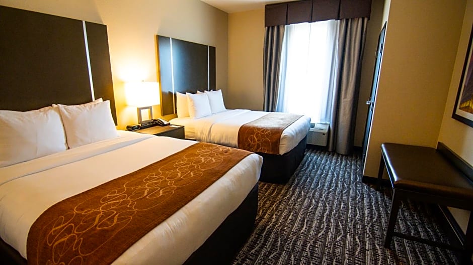 Comfort Suites Near Sam Houston Race Park