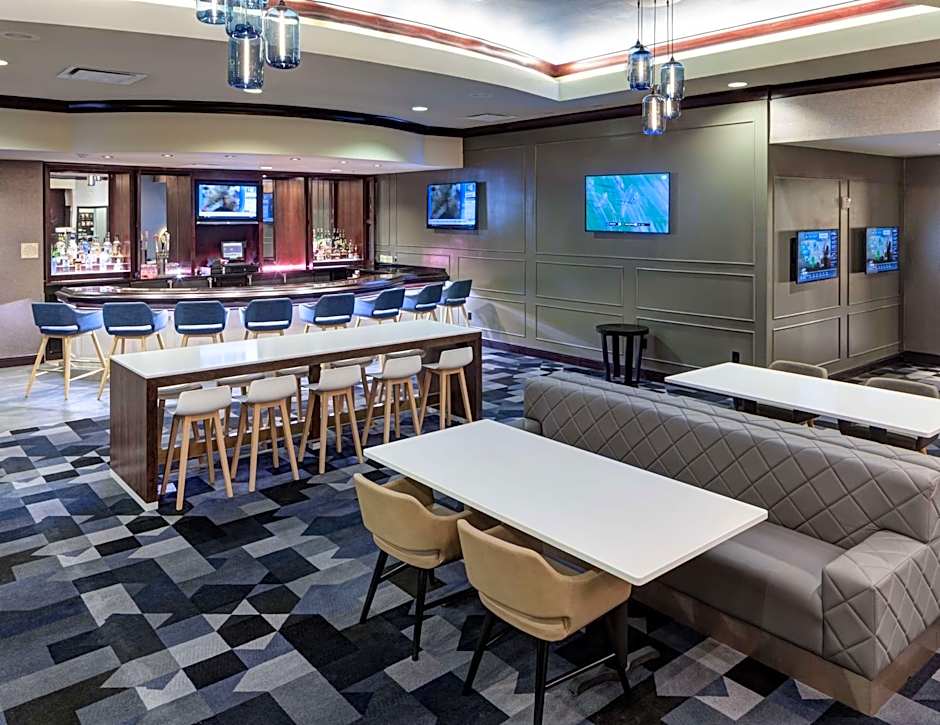 Embassy Suites By Hilton Tampa - Brandon