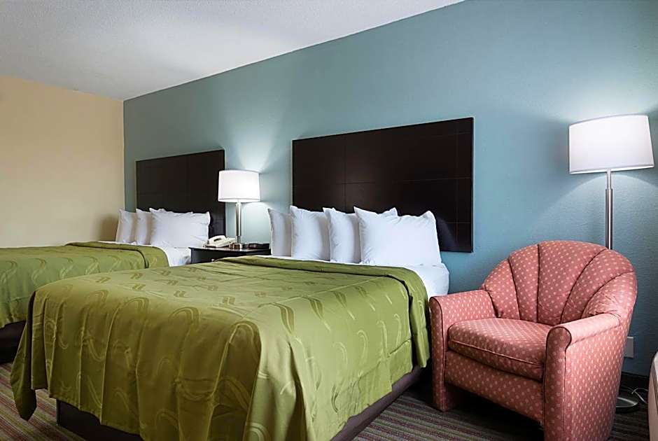 Photo 1 of 13 of 2 Queen Beds, Nonsmoking