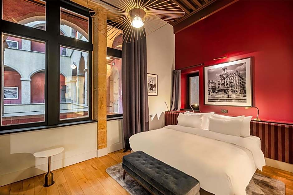 Cour des Loges Lyon, a Radisson Collection Hotel