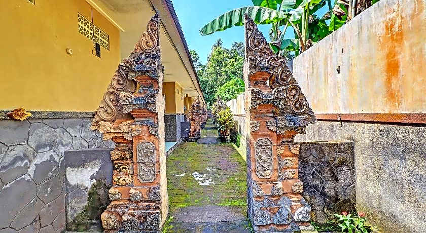 Hotel O Sekar Jagat Near Pantai Baluk Rening