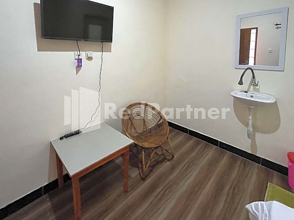 Family Homestay Syariah Bromo Mitra RedDoorz