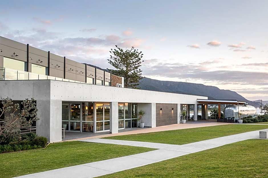 Headlands Austinmer Beach