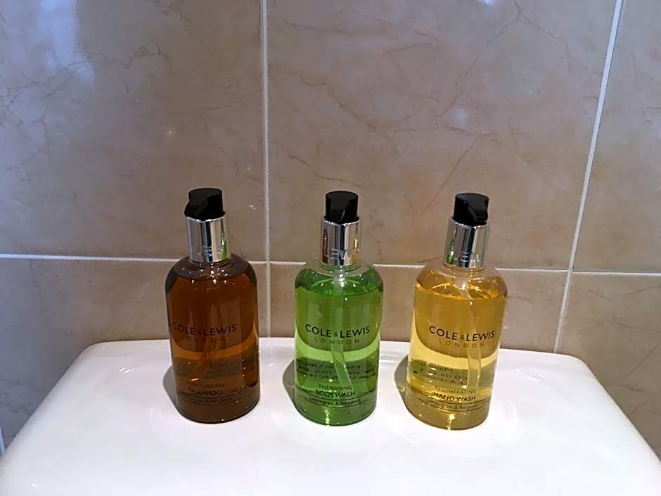 Ashbury Bed & Breakfast