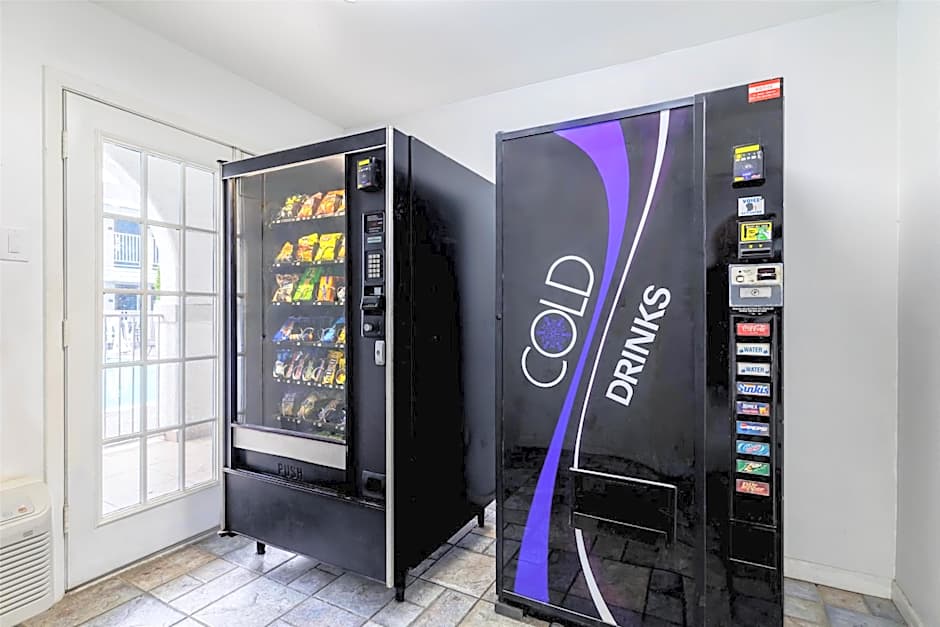 Studio 6 Suites Dallas, TX - Downtown