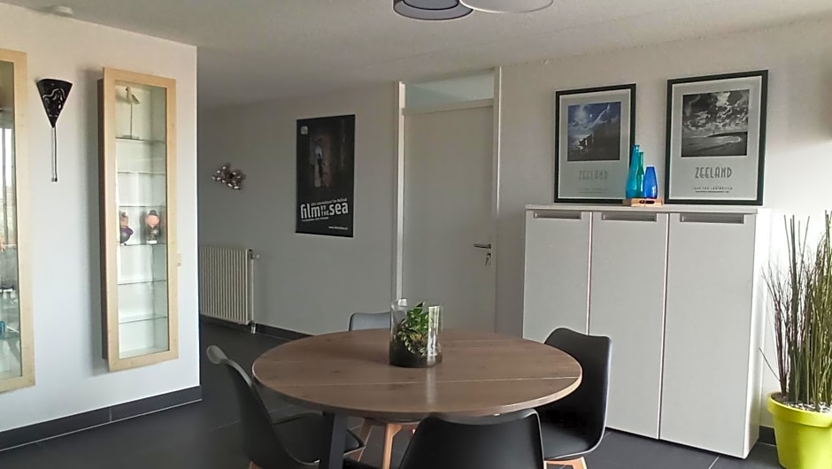 Breakfast at Carin’s