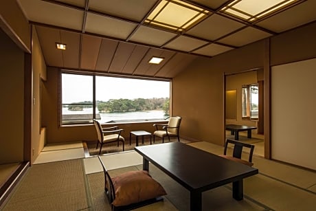 Japanese-Style Superior Room