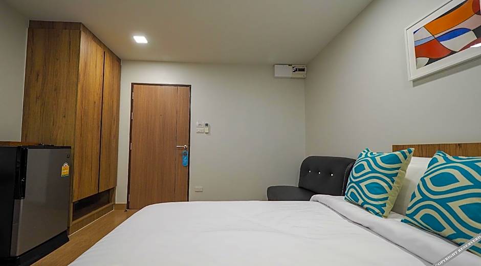 Casaluxe Hotel and Resident