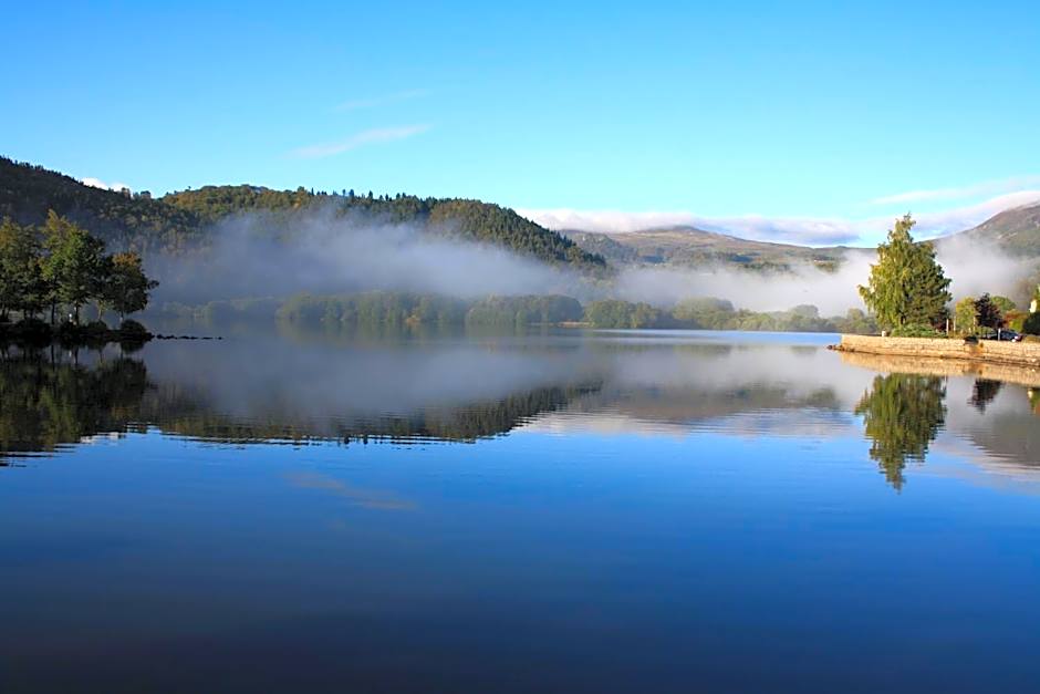 Hôtel Restaurant Le Grillon