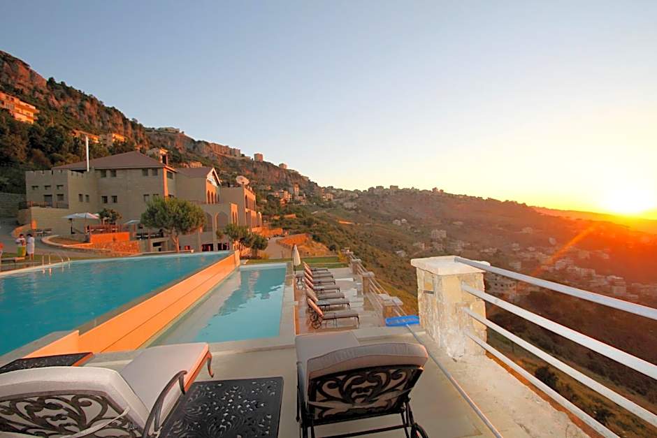 Cherry Blossom Boutique Hotel