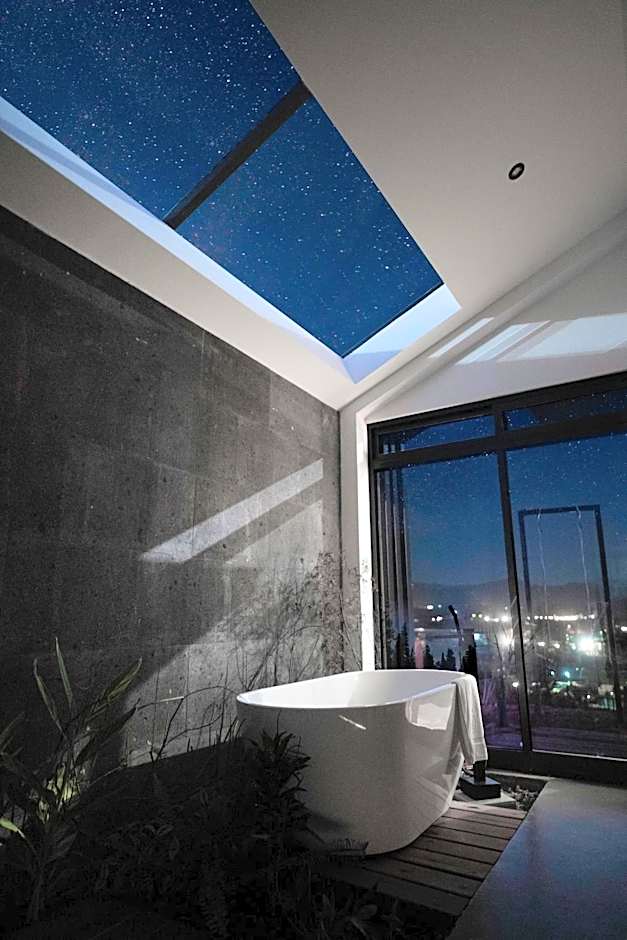 Bajo Estrellas Hotel Contemporáneo