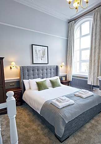 The Old Coffee Tavern