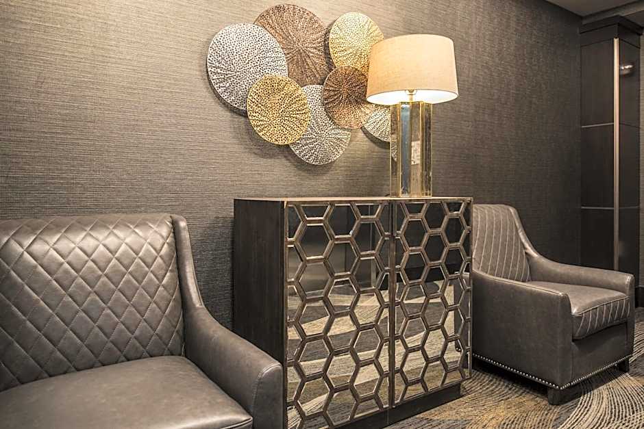 Hampton Inn By Hilton & Suites Bridgewater, NJ